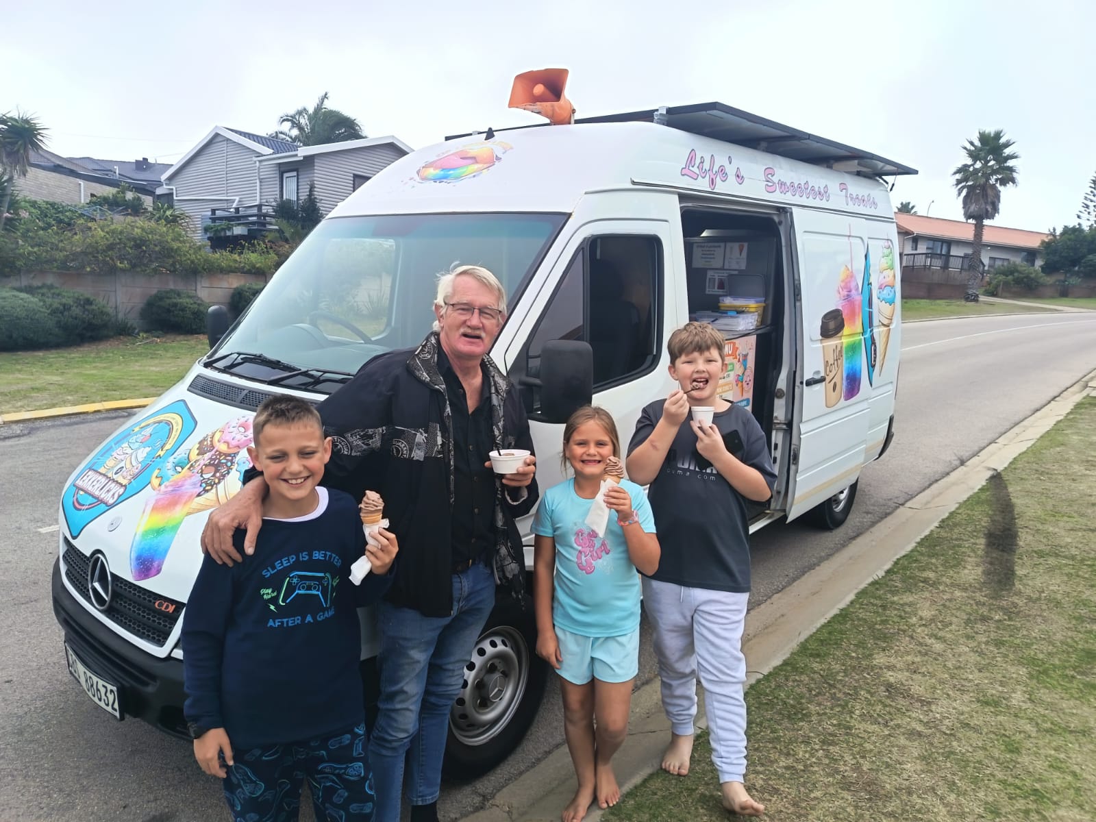 A family enjoying treats from LekkerLicks